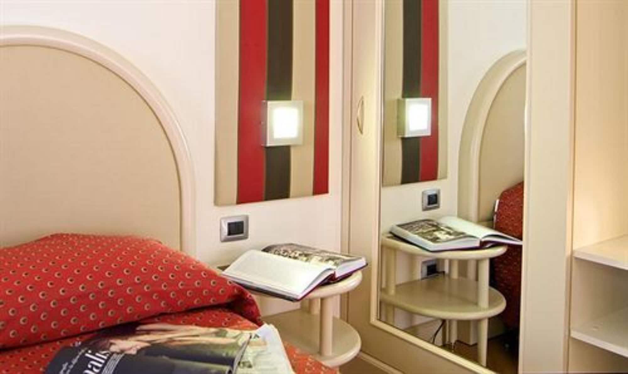 Hotel Centrale Best Western Signature Collection Tirano Exterior foto