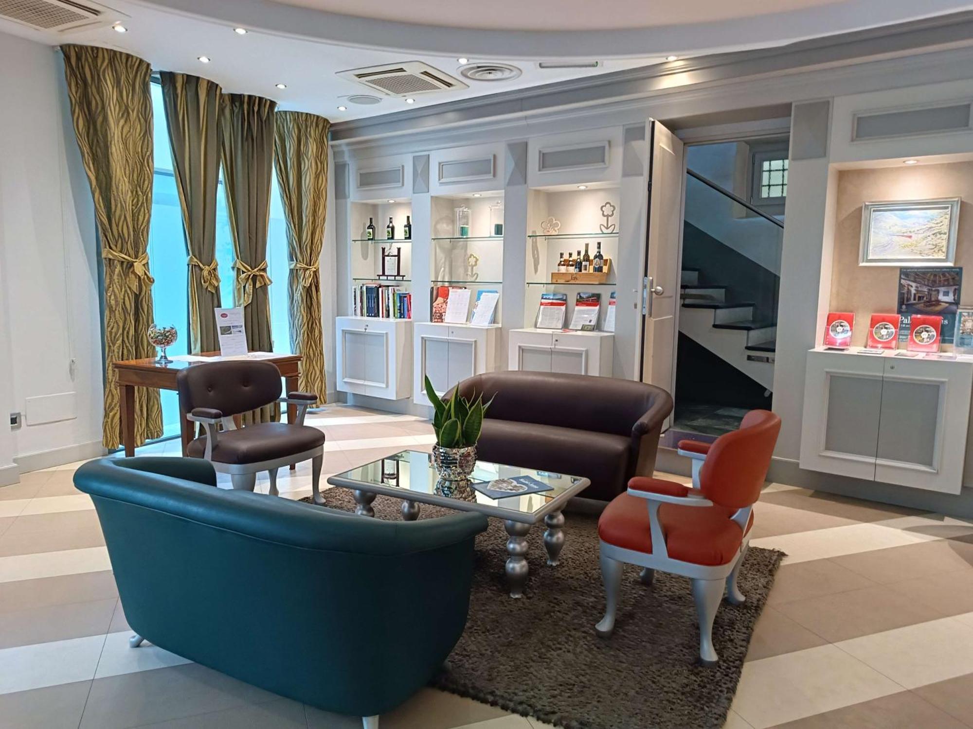 Hotel Centrale Best Western Signature Collection Tirano Exterior foto